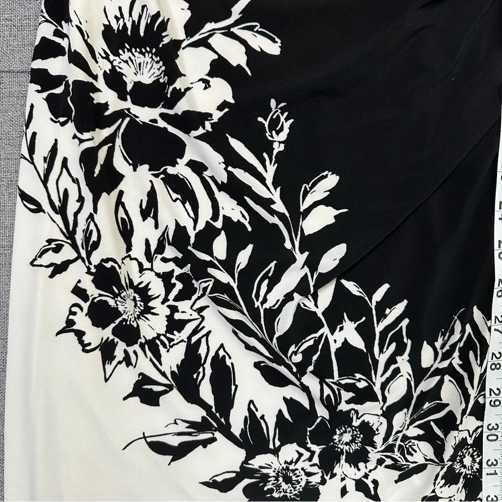 Lauren Ralph Lauren Black and White Side Ruched Dress Women's Size 4P - Picture 2 of 14